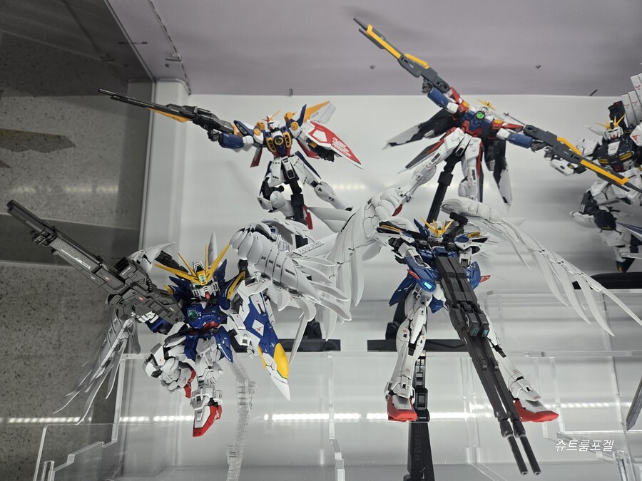 MGSD 윙건담 제로커스텀_12.jpg