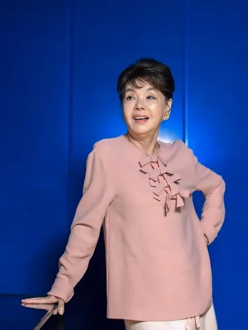 진짜 1년간 유명한 노년 배우분들 다 돌아가셨네..._1.webp