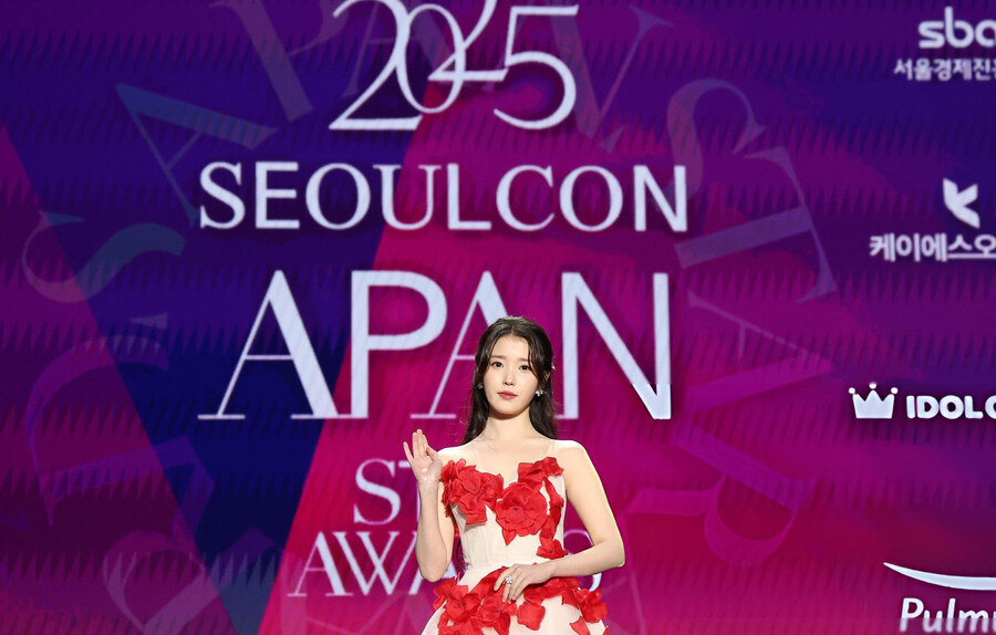 2025.12.29 APAN 스타 어워즈 Getty 사진_1.jpg