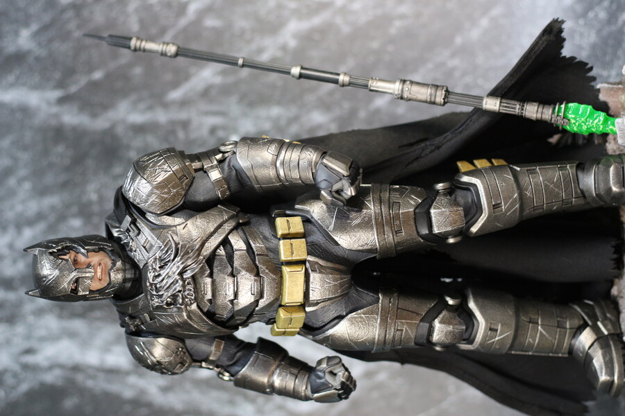 [핫토이] 아머드 배트맨 2.0 다이캐스트 디럭스_40.jpg