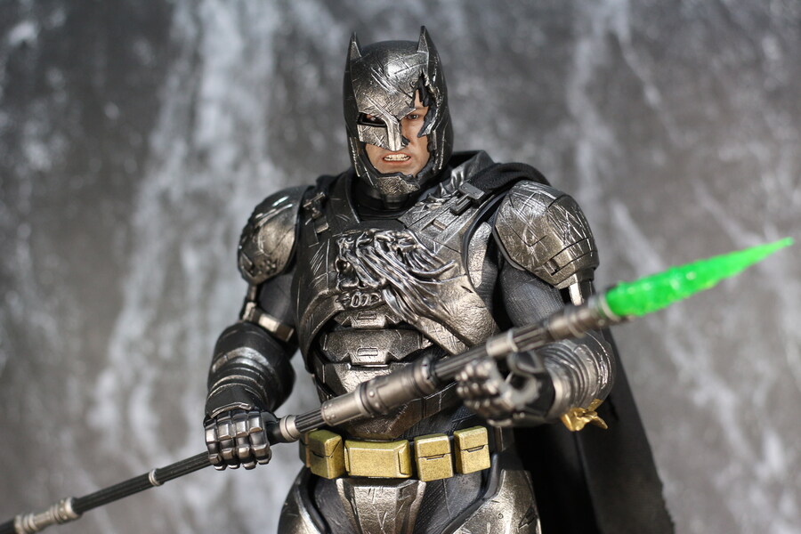 [핫토이] 아머드 배트맨 2.0 다이캐스트 디럭스_43.jpg