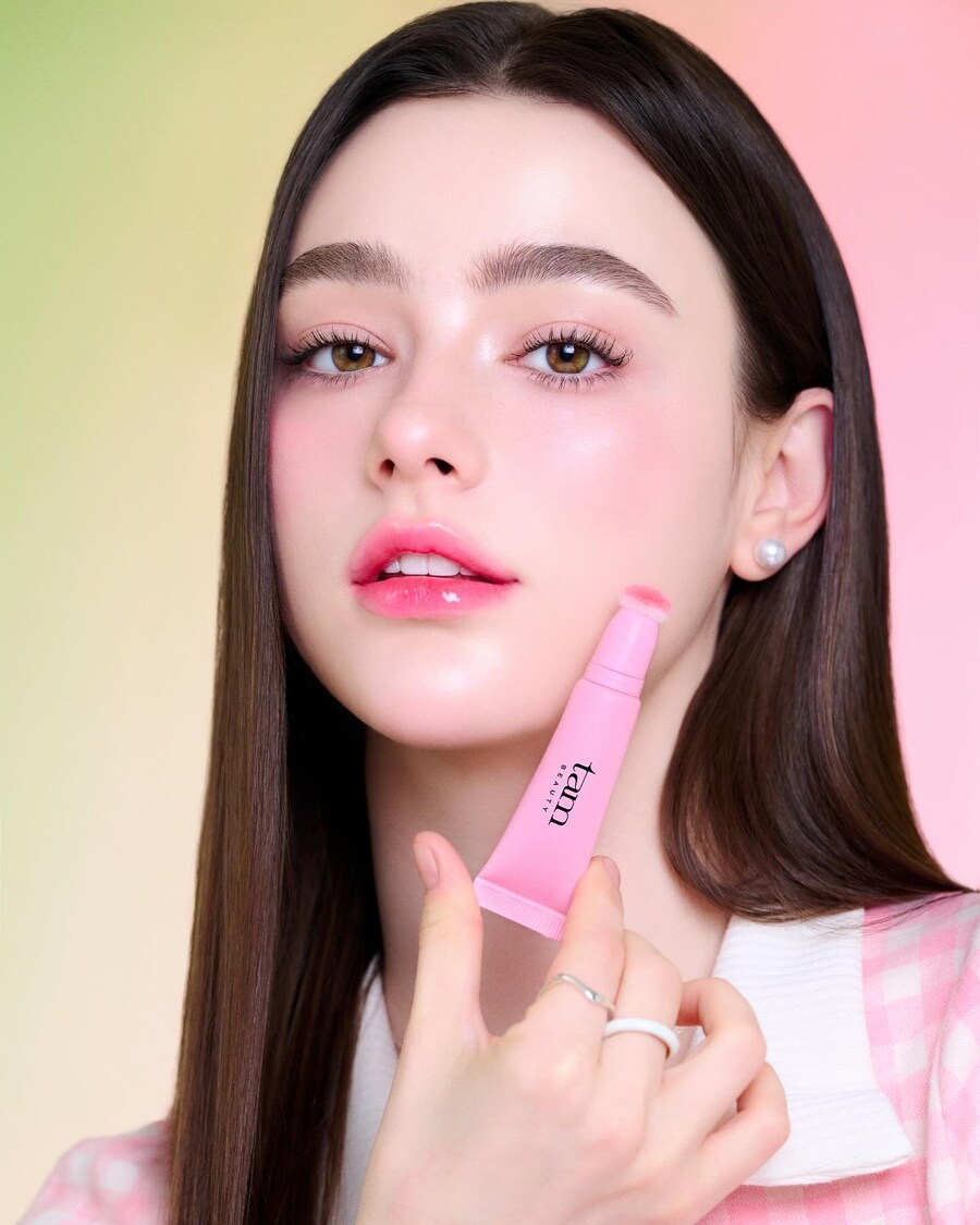 ㅎㅂ) 한국에서 활동하는 러시아 엘프녀♡♡♡♡_11.jpg