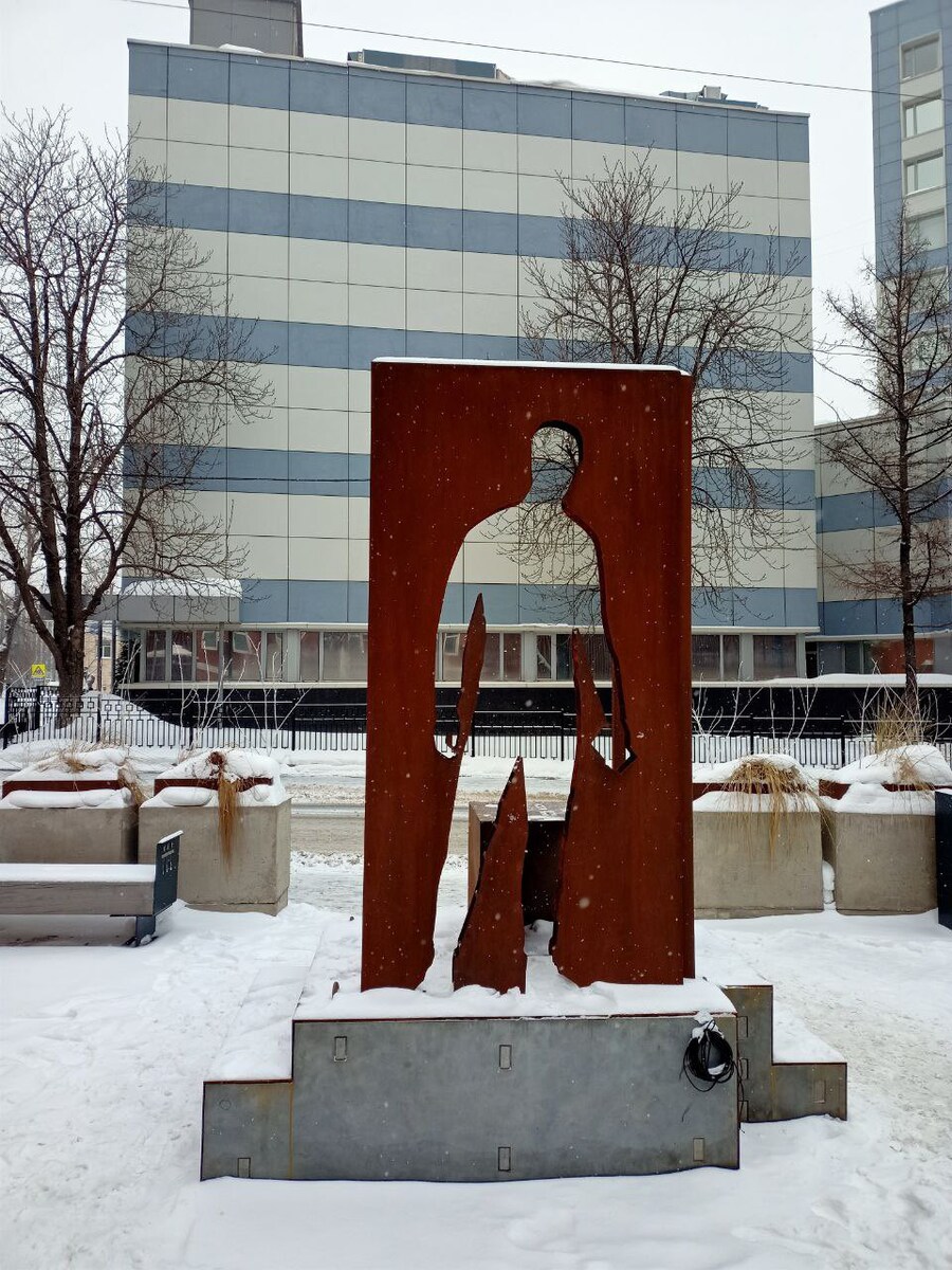 러시아 조형물 근황_1.jpg