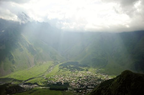 서방에서 대다수 동유럽권보다 더 빡쌘 역사를 가진 왕국_2.jpg