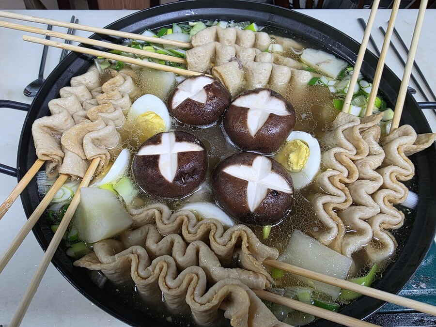 직장에서 3천원씩 걷어서 해먹는 점심 스지오뎅탕_12.jpg