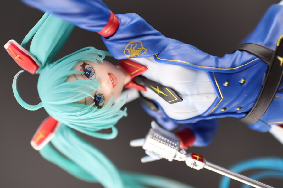 건담45주년×하츠네 미쿠 BANPRESTO EVOLV 건담 콜라보레이션 피규어_8.jpg