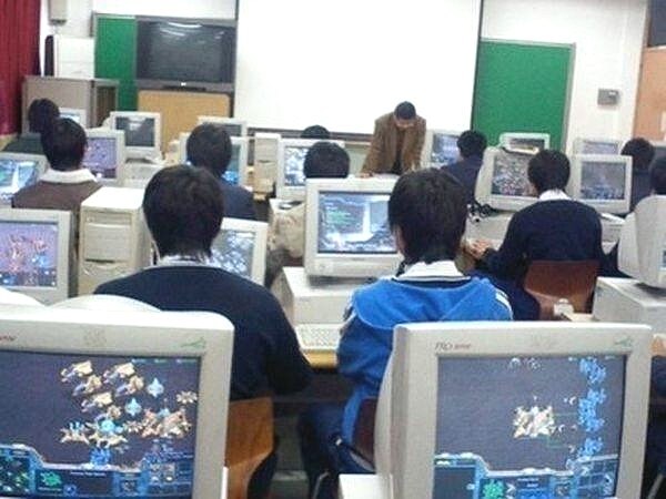 90년대생 학교 컴퓨터실 공감.jpg_1.jpg