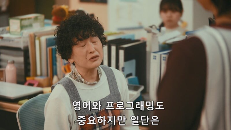 원장이 바뀌자마자 보육원 교사들이 전부 퇴사한 이유_10.jpg