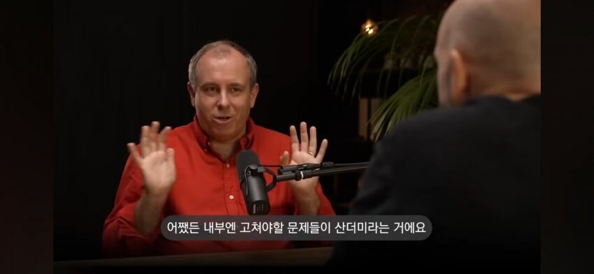 AI 전문가 : 'AI는 매우 초기상태고 침체는 오지 않을것'_42.jpg