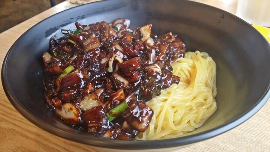 소, 솔직히 간짜장에는 전분 넣는게 맛있다고 생각해요...._2.jpg