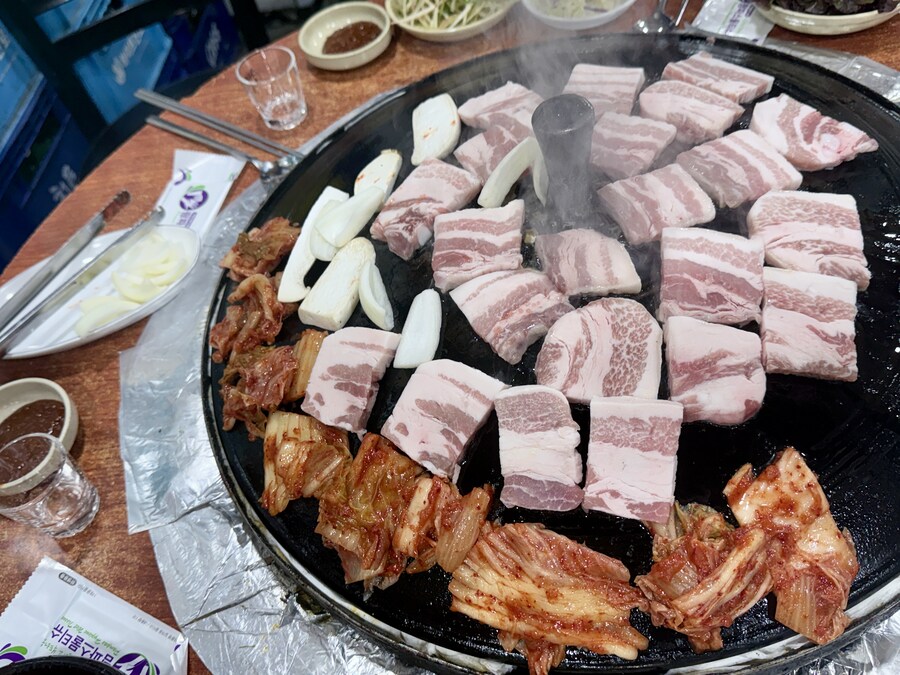 승진 직원 축하 회식_4.jpg