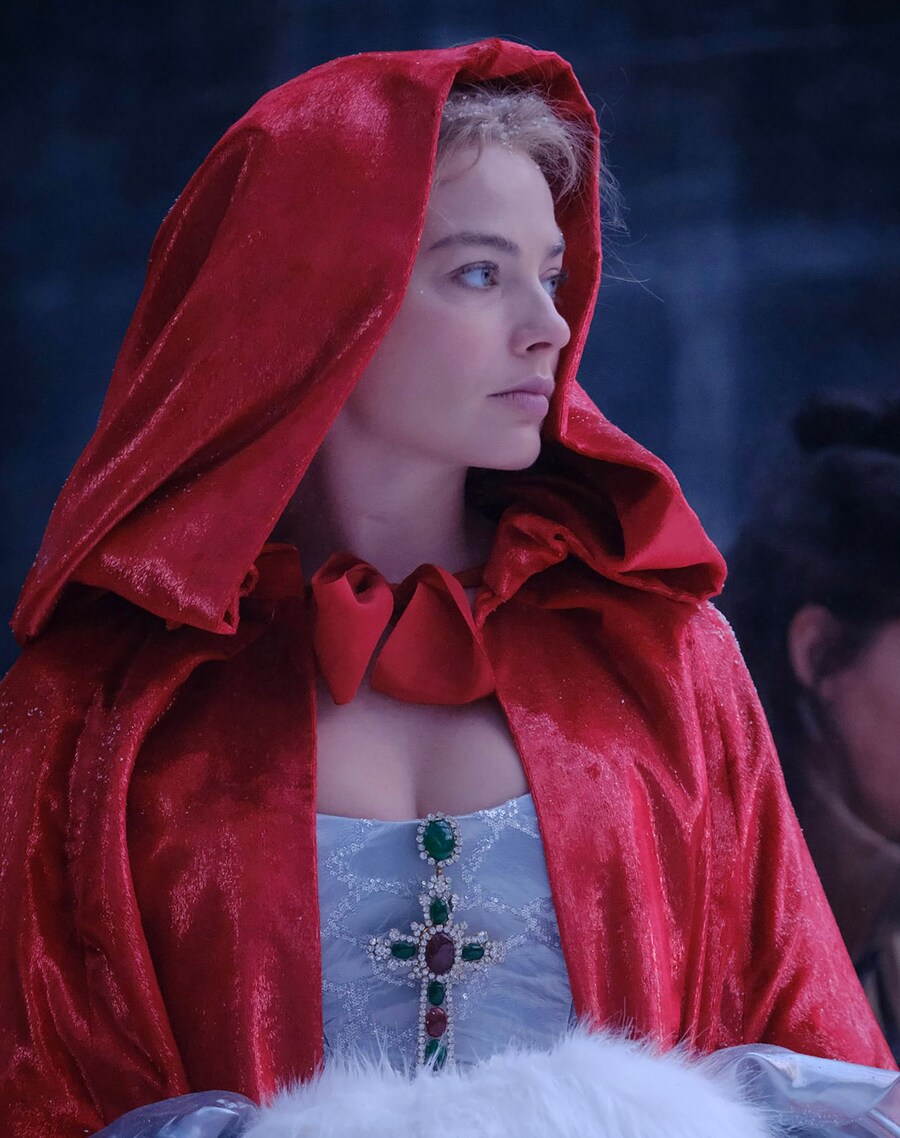 마고 로비, 제이콥 엘로디 주연 '폭풍의 언덕' 신규 스틸_9.jpg