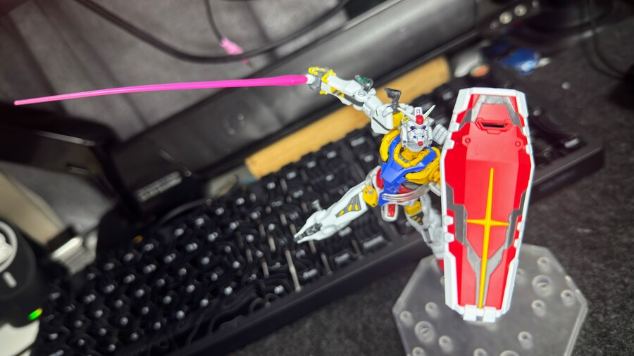 HGGQ 하얀 건담_8.jpg