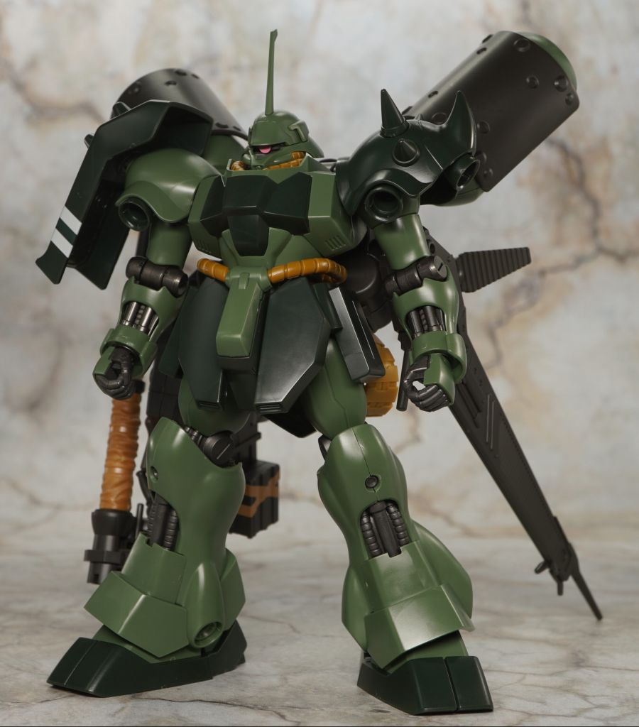 HGUC 1/144 기라 도가 중무장 사양 해외 리뷰_7.jpg