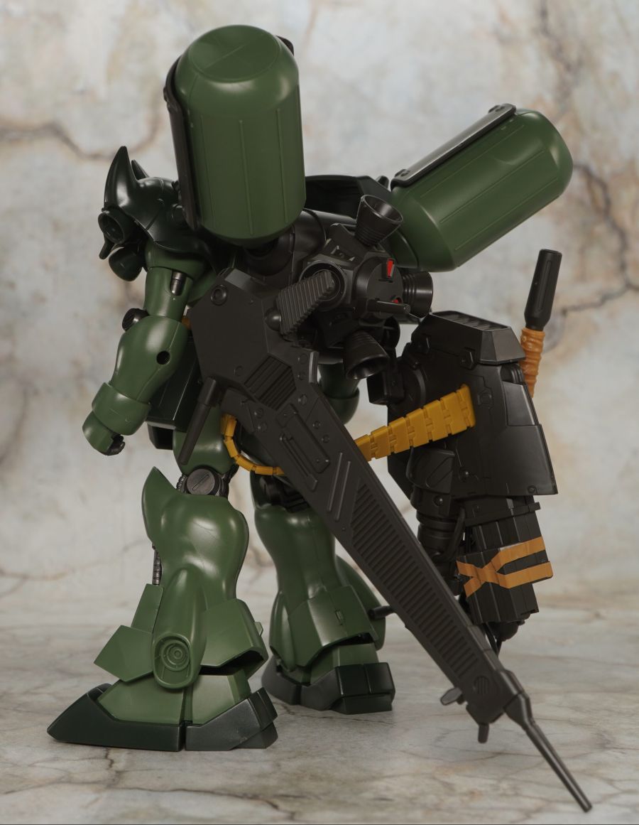 HGUC 1/144 기라 도가 중무장 사양 해외 리뷰_10.jpg