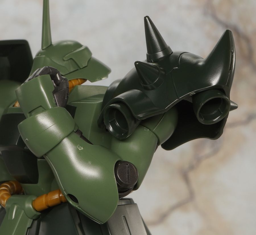 HGUC 1/144 기라 도가 중무장 사양 해외 리뷰_18.jpg