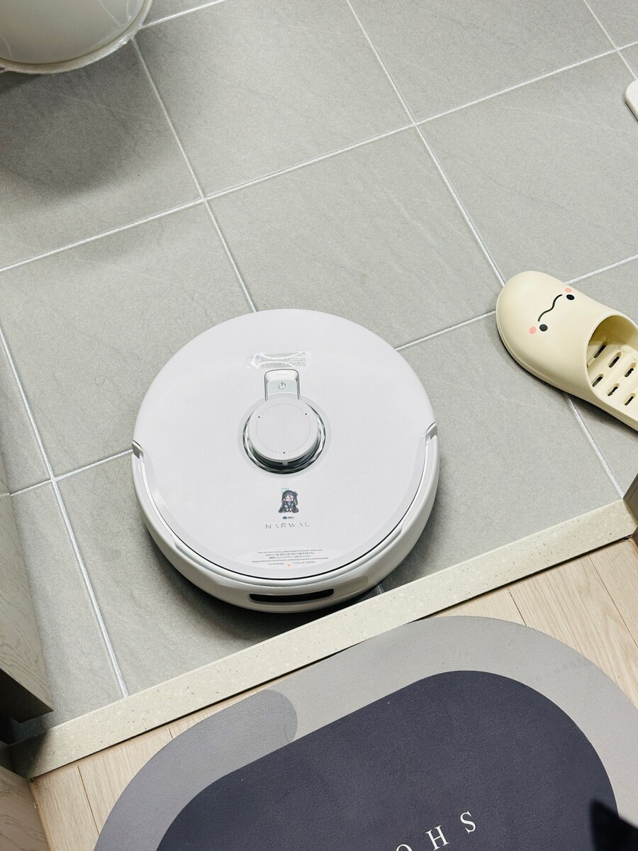 아리스야 화장실 문이 열려있으면 피했어야지?_1.jpg