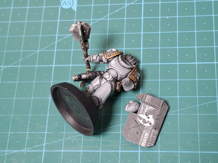 카르카로돈스 브리처 스쿼드 제작기_20.jpg