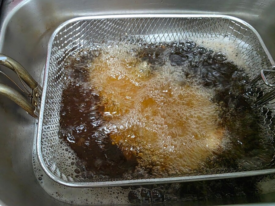 직장에서 3천원씩 걷어서 해먹는 점심 간짜장 돈까쓰_3.jpg