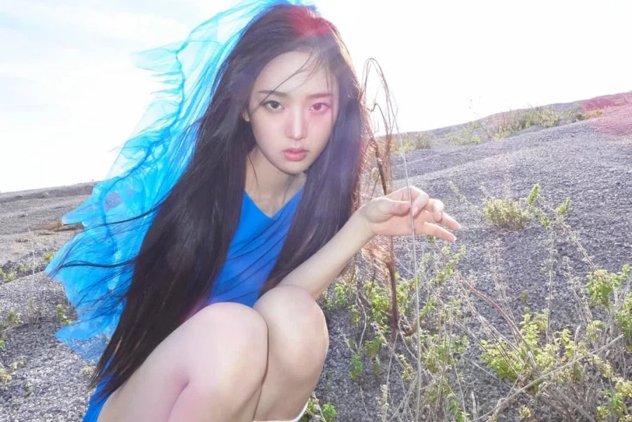 [컨셉포토] 키키 두 번째 미니 앨범 [Delulu Pack] 3_1.webp