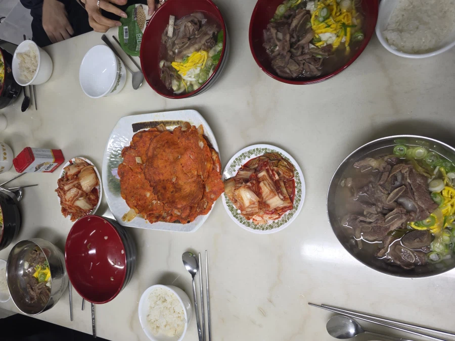 직장에서 3천원씩 걷어서 해먹는 점심 라갈비탕_10.webp