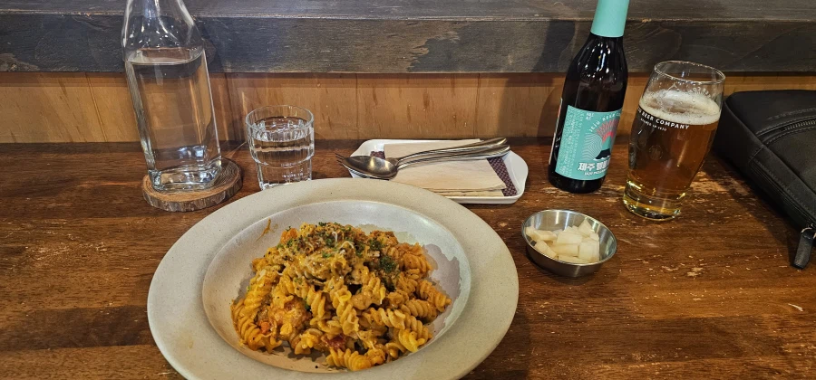 서귀포 서양국수공방 + 제주도 그림카페_1.webp