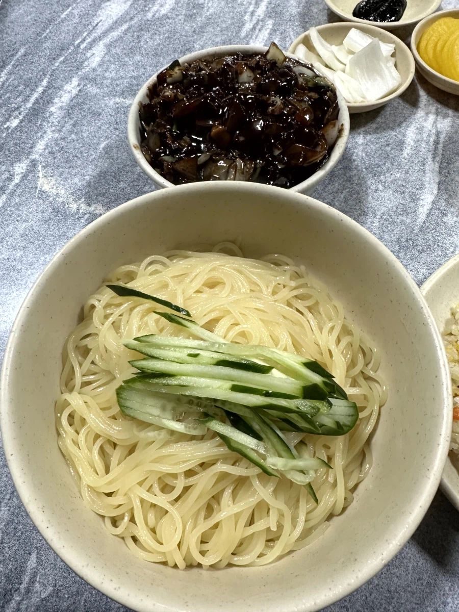 홍방원 - 간짜장, 볶음밥_1.webp