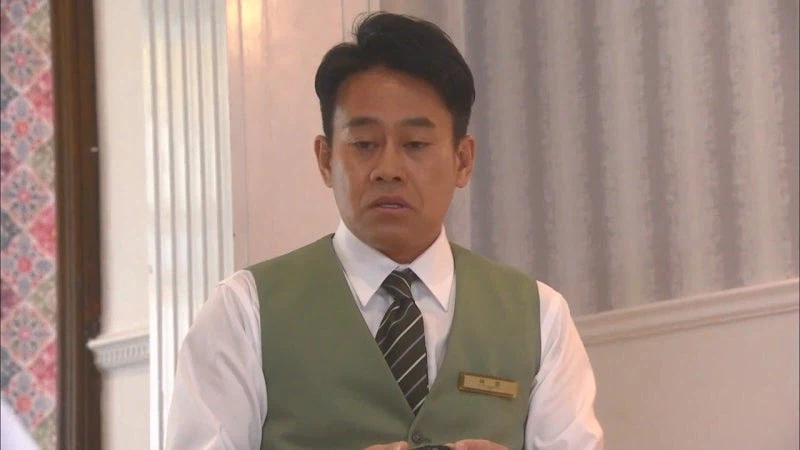 호텔직원 : ㅅㅂ년아 그만하라고!!!!!!!!_26.webp