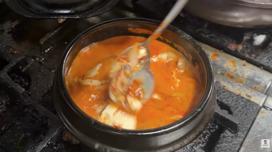 24세 여사장이 일본서 운영 하는 한식 다이닝_46.webp