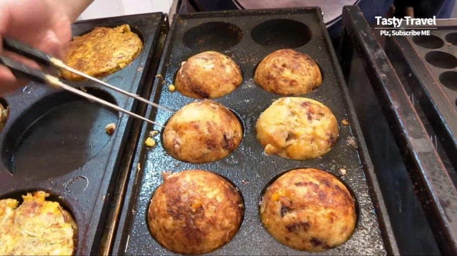 타코야끼 그거 몇개 먹는다고 배부르겠냐_4.webp