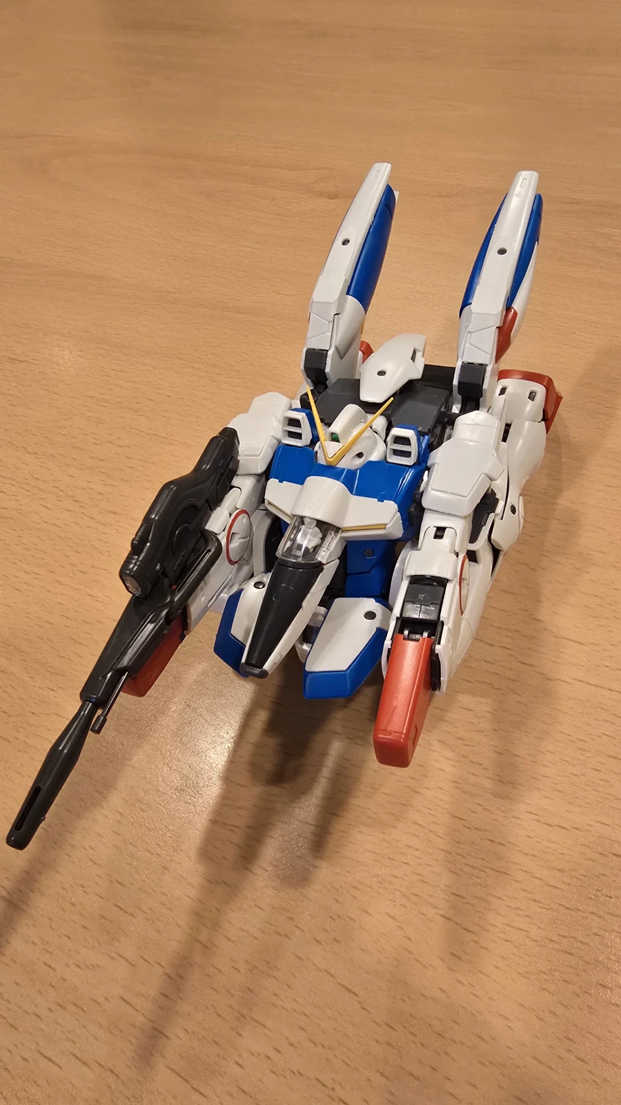 MG V건담 버카 일체형으로 변형해보았습니다._5.webp