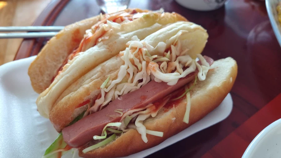 시장 사라다빵_2.webp