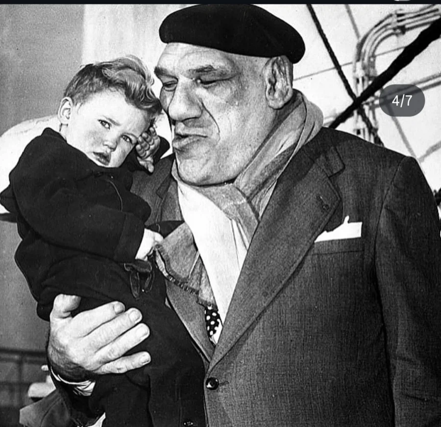 영화 슈렉의 모티브가 된 남자_4.webp