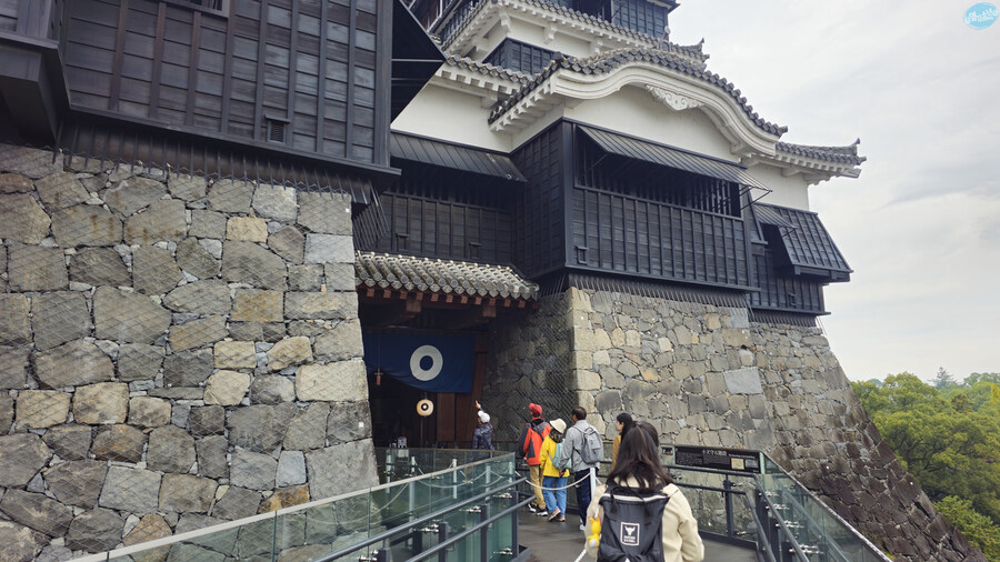 인생 최초로 접근해본 활화산 화구.. 후쿠오카 여행 3일차_39.jpg