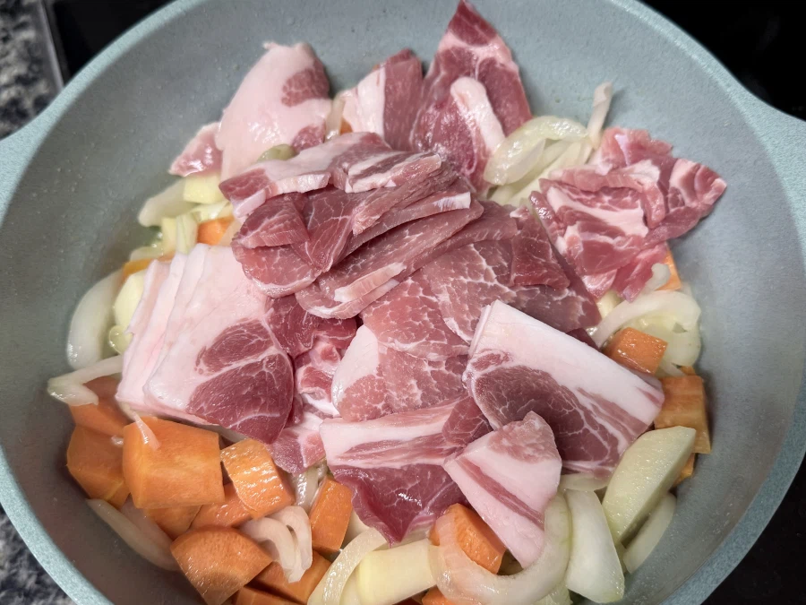 고기 듬뿍 카레_2.webp