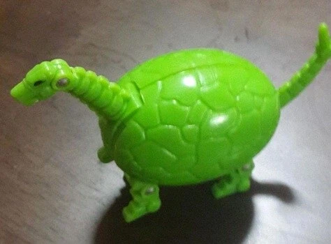 용가리치킨 장난감의 비밀_2.webp