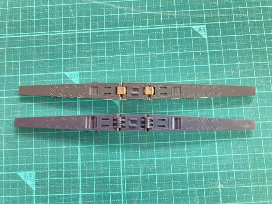 1/144 옵션 파츠 세트 건프라 19 핀 판넬 + HGUC 비교 사진_3.jpg