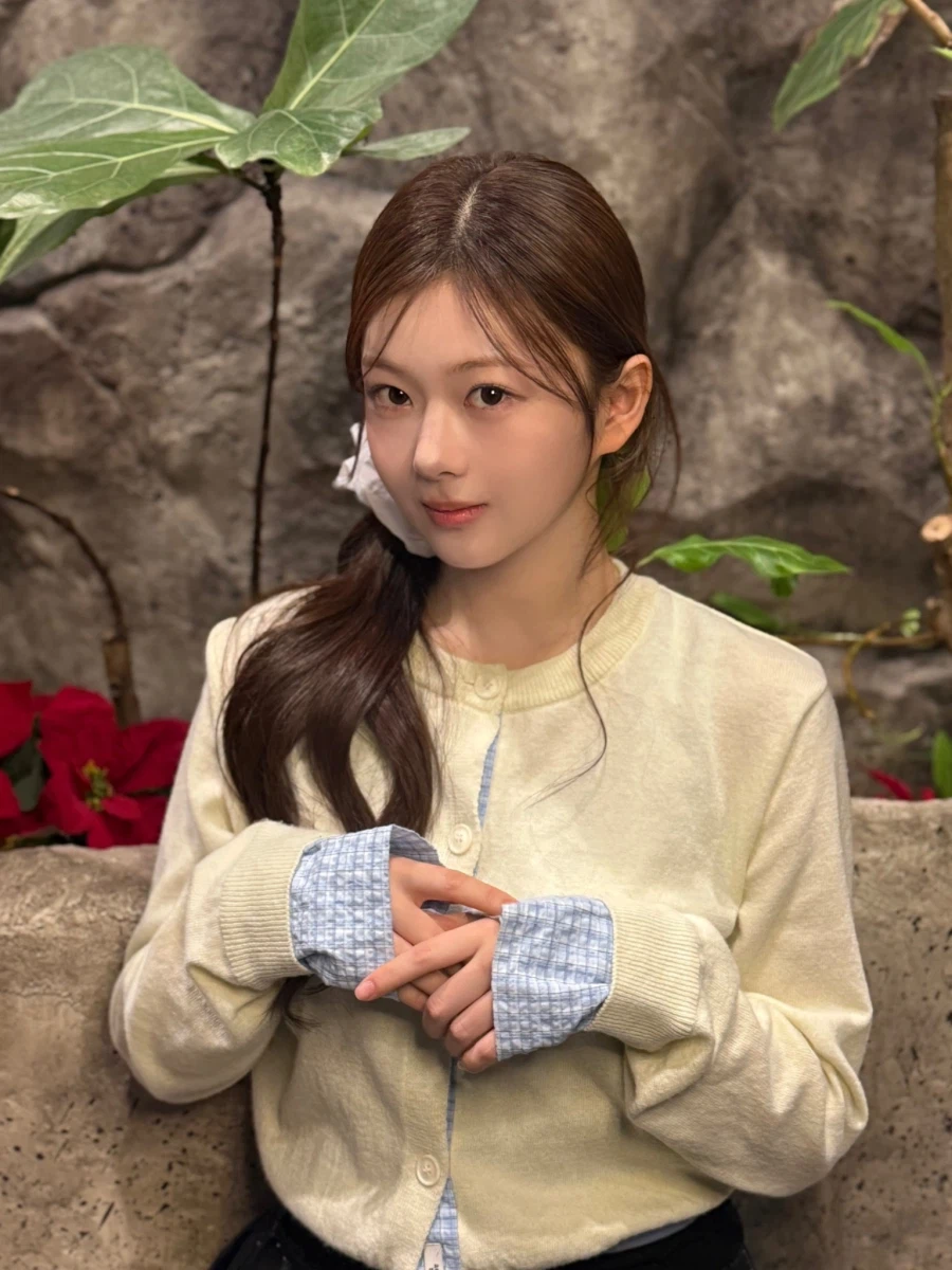 [앳하트] 봄 & 나현의 동물원 브이로그🦫 앉으라고! 먹이 주러 왔잖아!💓_4.webp