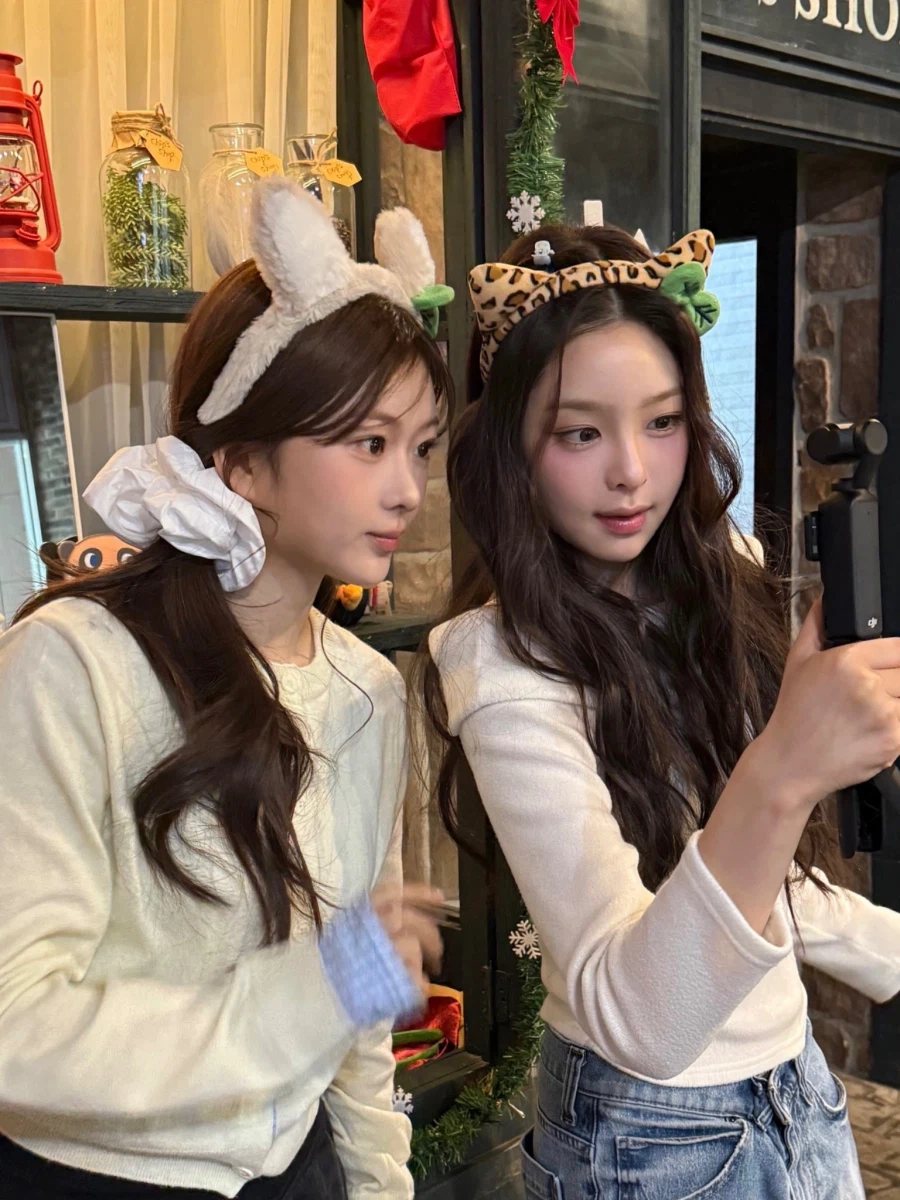 [앳하트] 봄 & 나현의 동물원 브이로그🦫 앉으라고! 먹이 주러 왔잖아!💓_9.webp