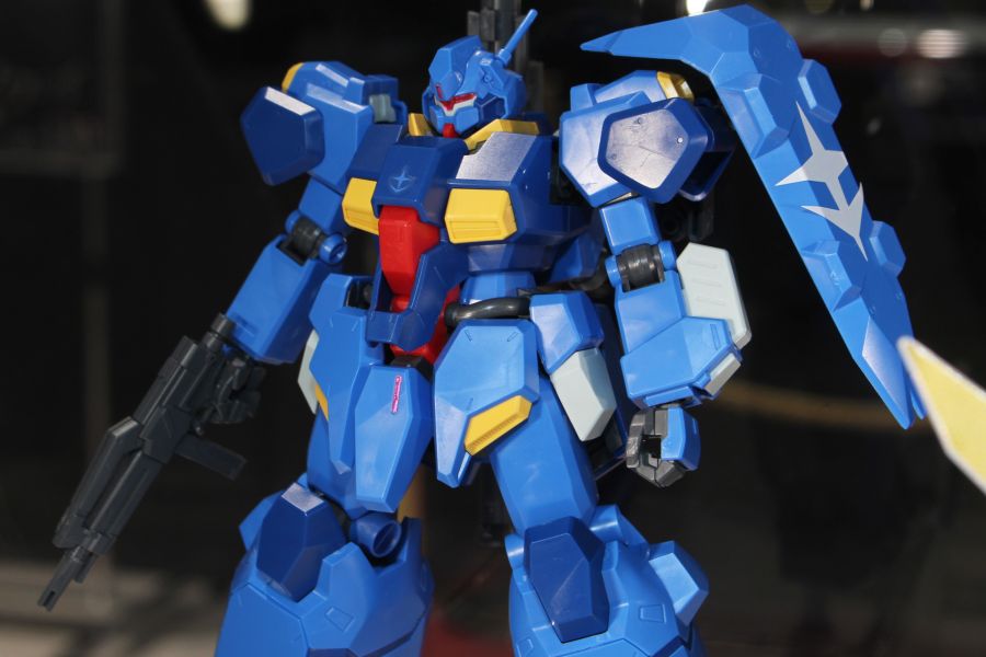 HGUC 1/144 구스타프 칼 00형 도쿄점 다각도 전시 사진_5.jpg