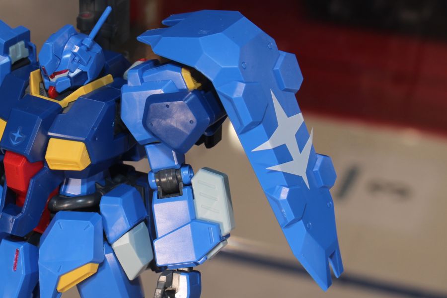 HGUC 1/144 구스타프 칼 00형 도쿄점 다각도 전시 사진_20.jpg