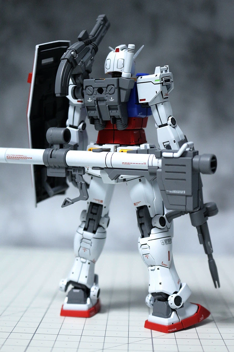 HG RX-78-02 건담 디 오리진 완성_2.webp