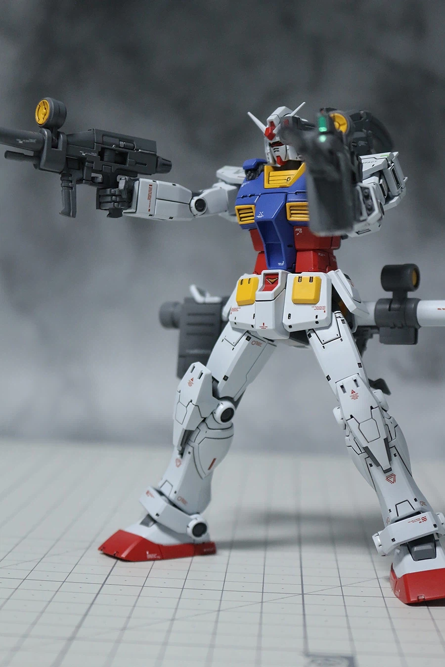 HG RX-78-02 건담 디 오리진 완성_11.webp