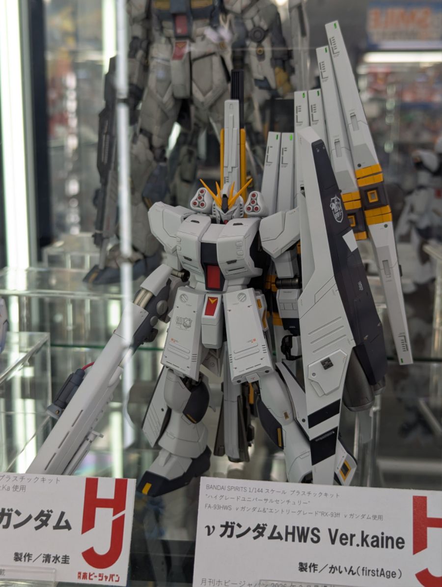 하비 재팬 게재 작례 HGUC 뉴 건담 HWS Ver.kaine 전시 사진_2.jpg