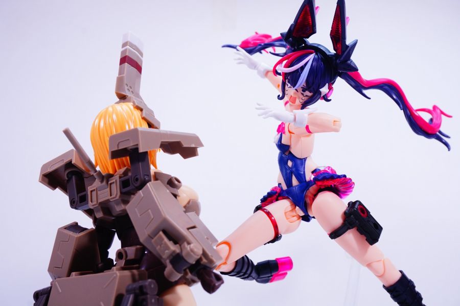 [코토부키야] FA 걸 카구츠치・갑 조합 사진 + 가슴 가동 영상_22.jpg