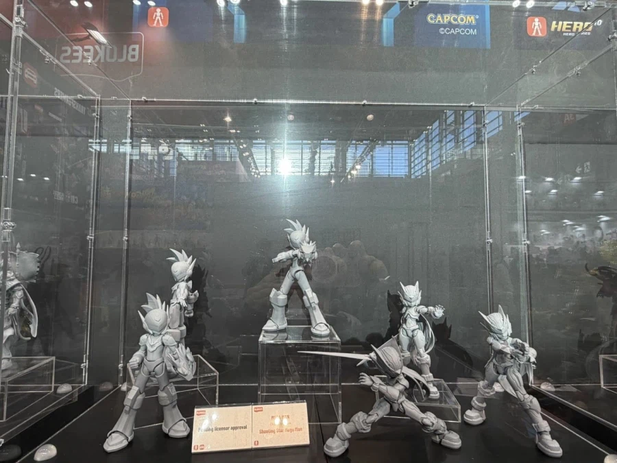 [블로키] 록맨(메가맨) 시리즈 원형 전시_1.webp