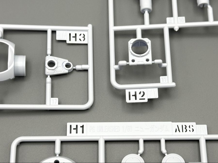 PG 언리쉬드 뉴 건담 샘플 소개: 프레임 편_29.jpg