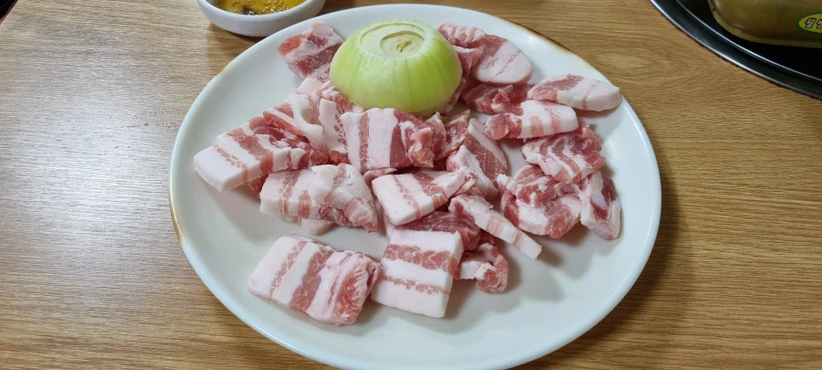 냉동 삼겹_1.webp