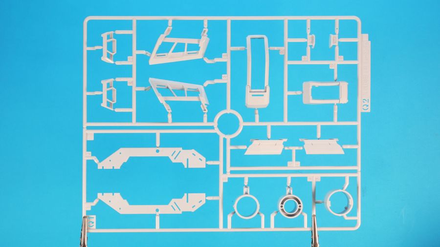 PG 언리쉬드 뉴 건담 런너 사진_20.jpg