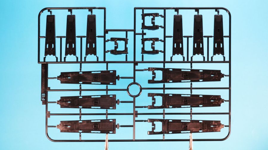 PG 언리쉬드 뉴 건담 런너 사진_52.jpg